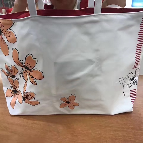 New Clarins tote - Picture 3 of 3